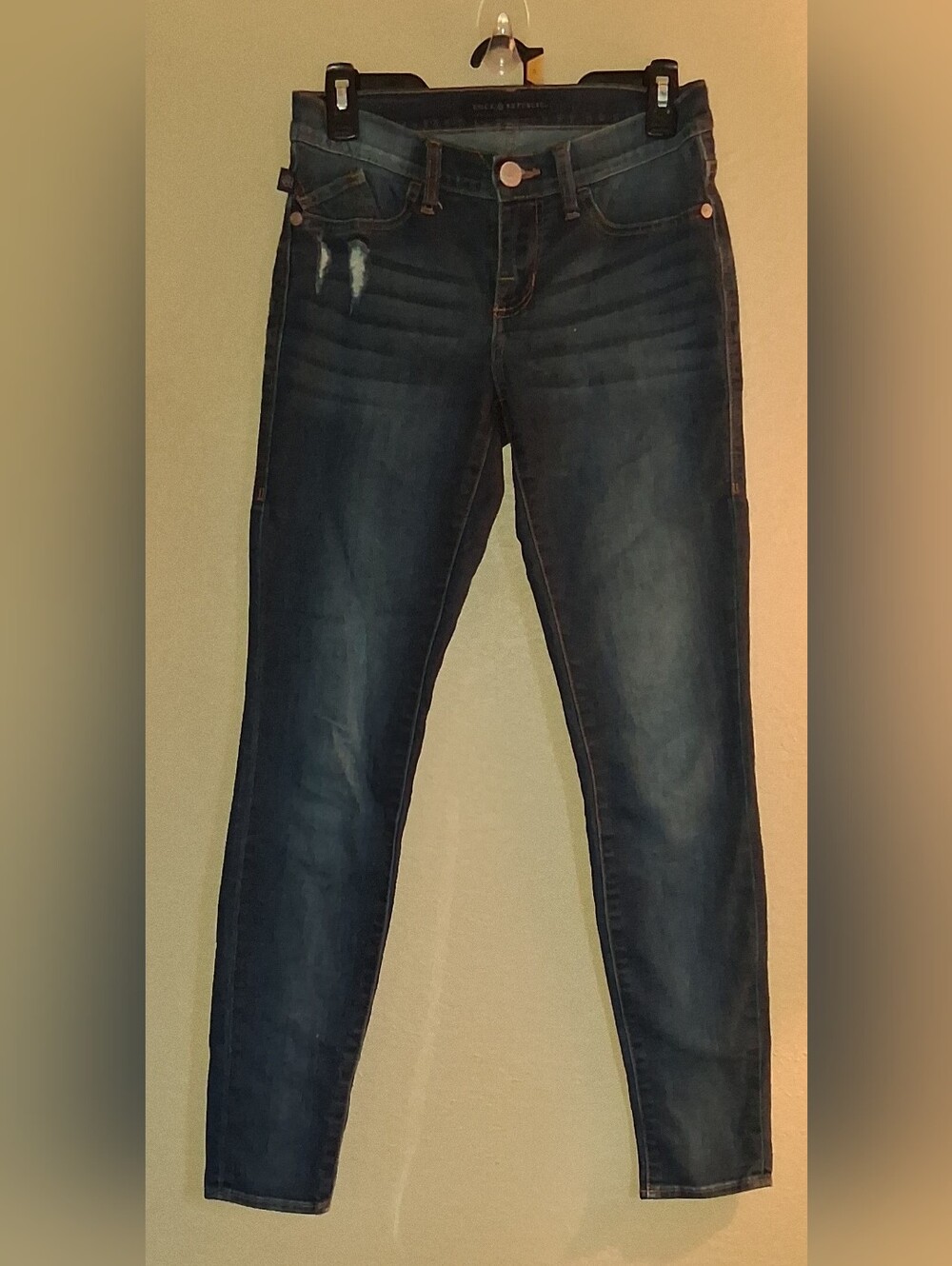 Rock & Republic Dark Blue Skinny Jeans Size 4
